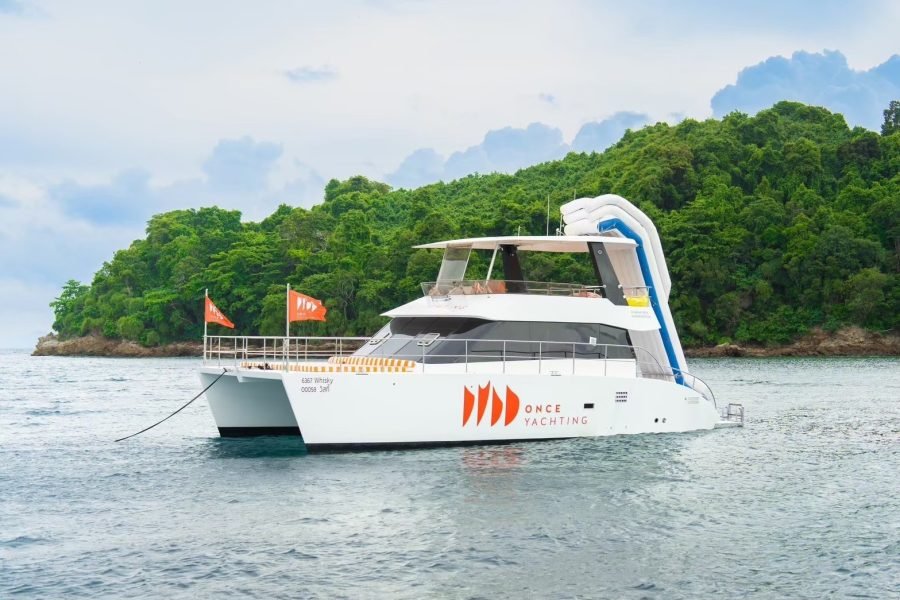 Private Yachting (21-30 person) – Maiton Island