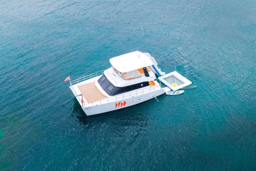 Private Yachting (1-20 person) – Coral Island