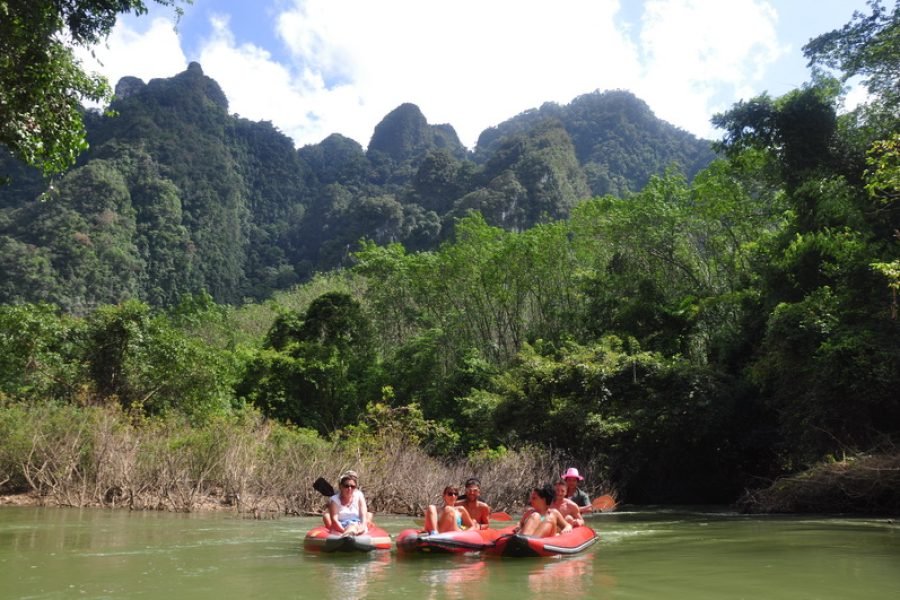 Day Trip Khaosok Discovery (Elephant Bathing, Canoeing Pick up Phuket)